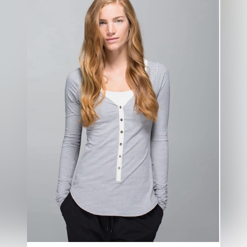 LULULEMON Awesoma Henley in‎ Hyper Stripe Gray 8